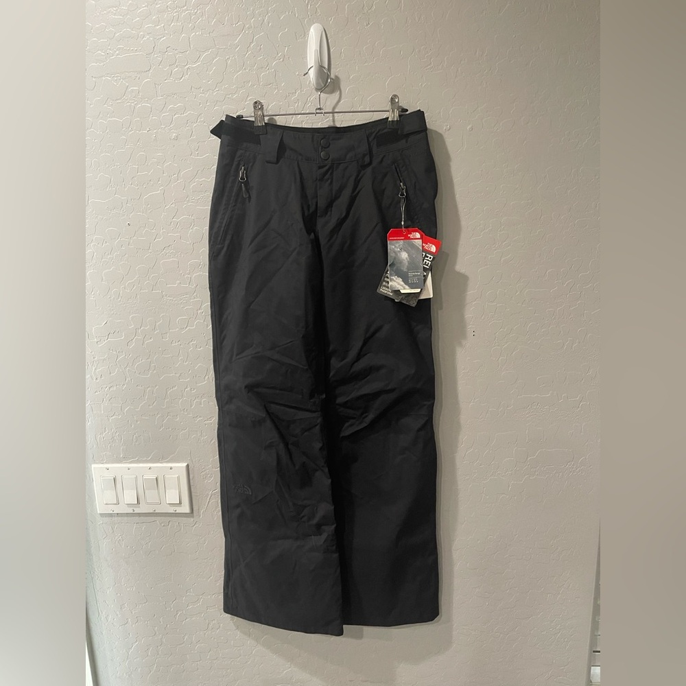NWT Women’s North Face Chaleta‎ Snowboard Ski Pants XS/Reg